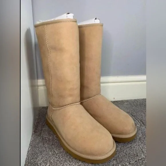 UGG Tan Winter Boots - Picture 2 of 4